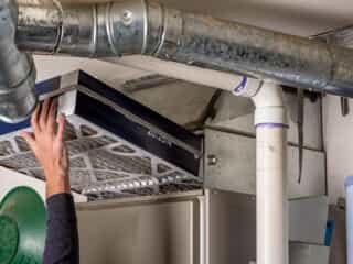 Changing the furnace filter